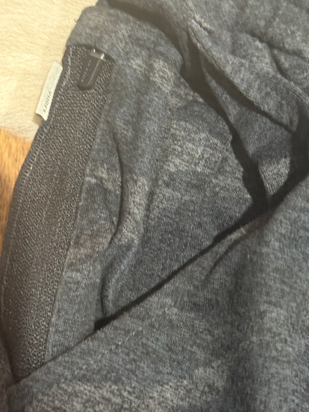 Vuori Men’s Shorts – Size L – Black Camo – Excellent Used Condition - Picture 4 of 6